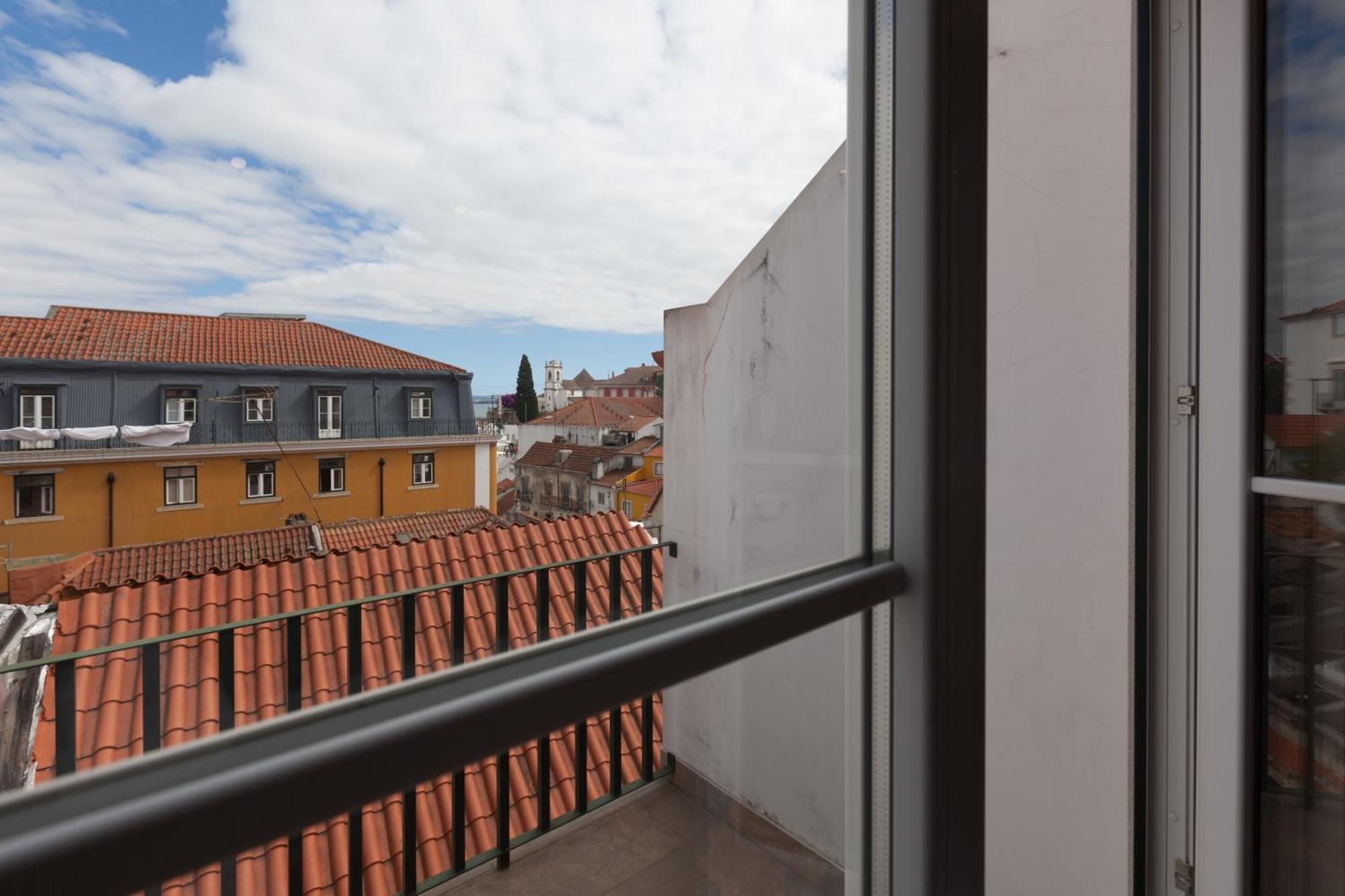 Appartement Flh Portas Do Sol Duplex With Terrace à Lisboa Extérieur photo